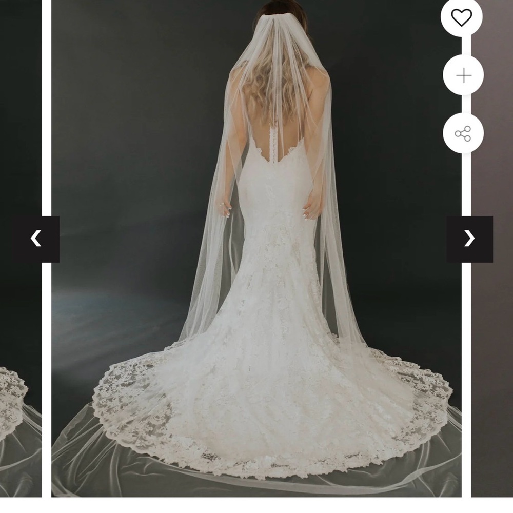 Untamed Petals Day Dream White Lace Chapel Length Wedding Veil